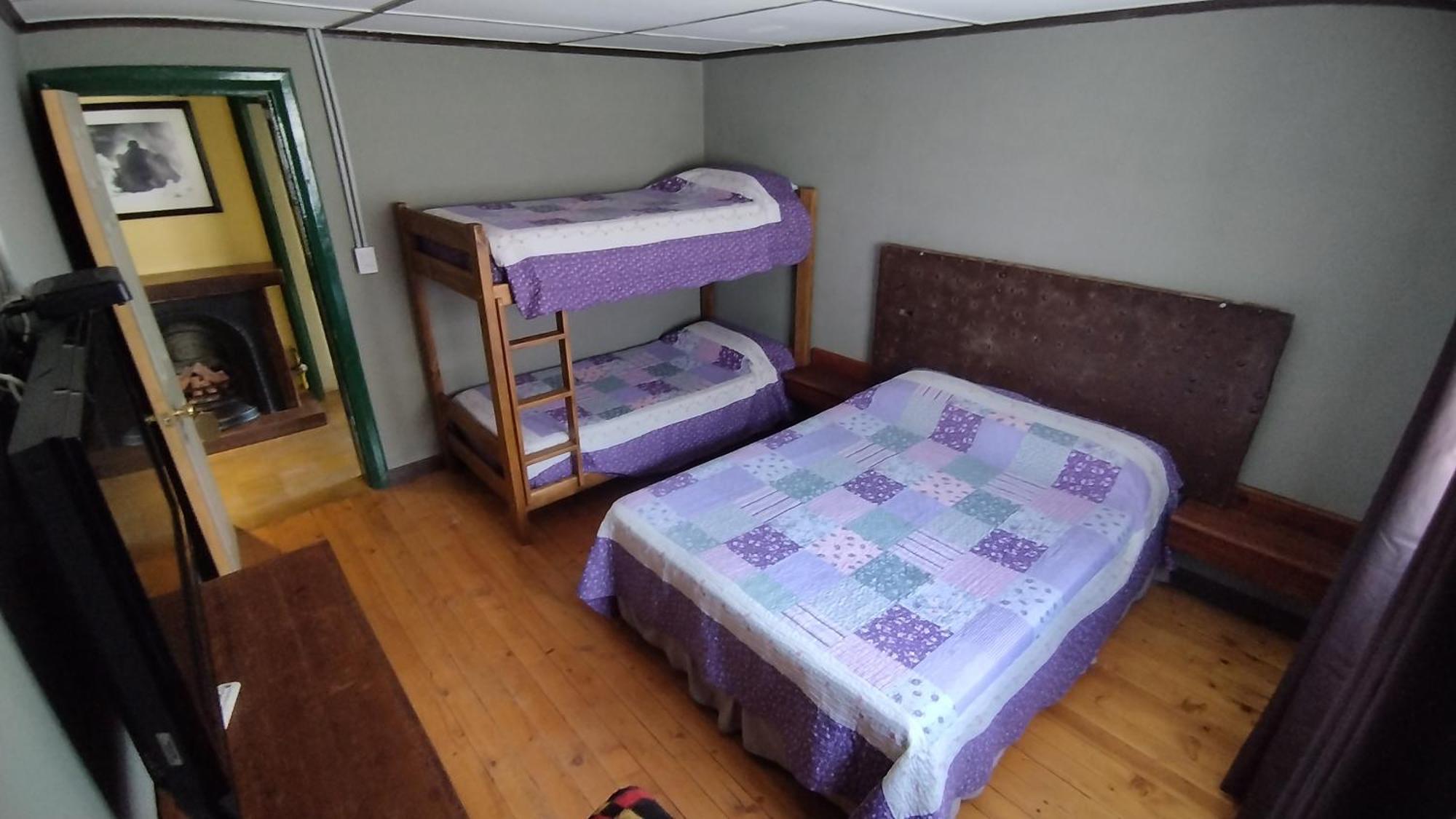 Hospedaje Lenas Del Tolosa Las Cuevas  Εξωτερικό φωτογραφία